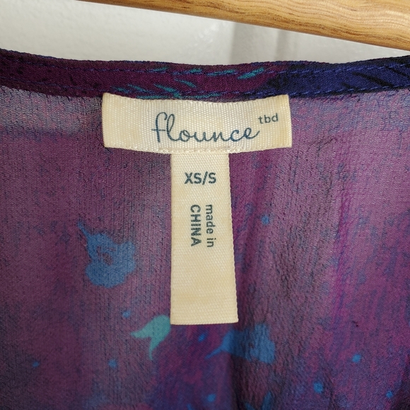 Flounce Silk sleeveless blouse - Picture 3 of 8